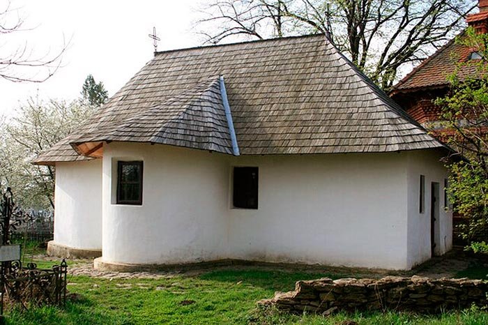 „Zilele Eminescu“ la Ipoteşti 94000