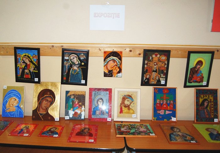 Expoziţie de icoane „Lumina din sufletul copilului“ 94024