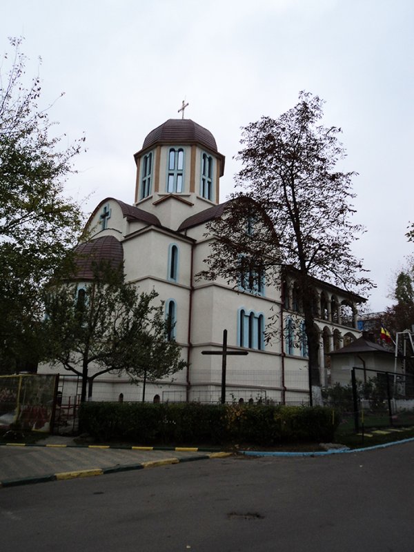 Hram la Parohia constănţeană „Naşterea Sfântului Ioan Botezătorul“ 94088