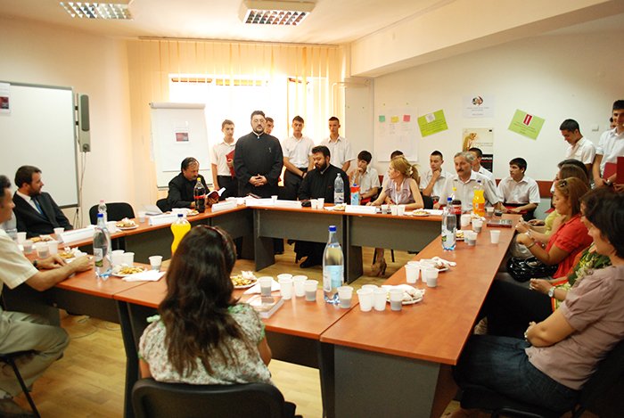 Eveniment editorial pentru teologia craioveană 94104