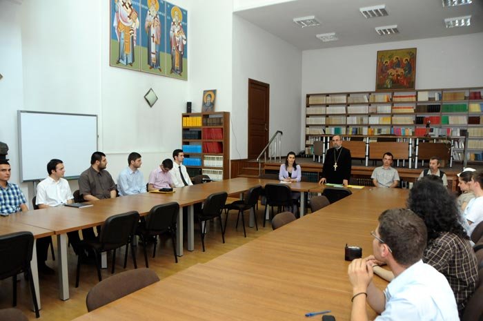 Tineri teologi clasicişti premiaţi 94154