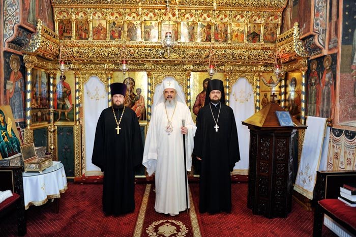 Comuniune şi cooperare între două Biserici surori 94197