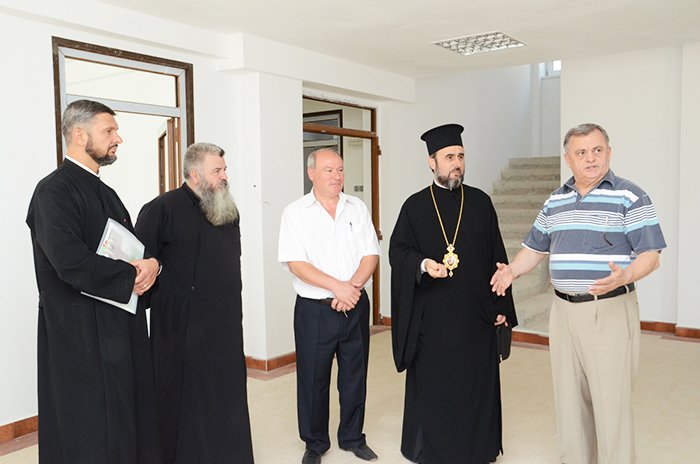 Un nou centru de îngrijiri paliative în Bucureşti 94300