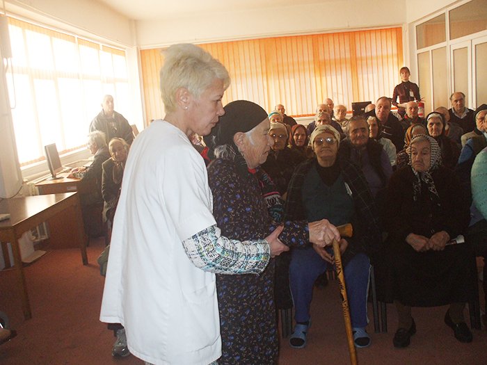 Acţiune caritabilă, iniţiată de SONFR Craiova 94315