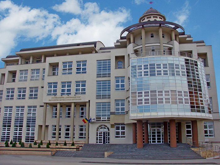 Simpozion internaţional la Alba Iulia 94333