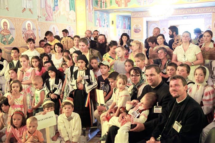 „Cântecul care zideşte“ de la Victoria 94414