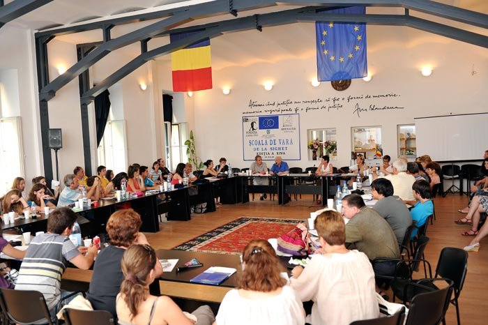 A XV-a ediţie a Şcolii de Vară de la Sighet 94488