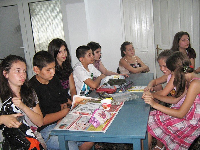 Ateliere de lucru pentru tineri în Arhiepiscopia Râmnicului 91221