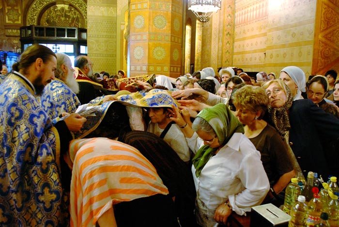 „Mădularele şi gândirea lui, întăreşte-le cu harul Tău” 91214