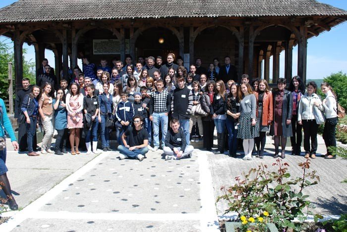 Activităţi de vacanţă pentru „Tinerii Maicii Domnului“ 91167