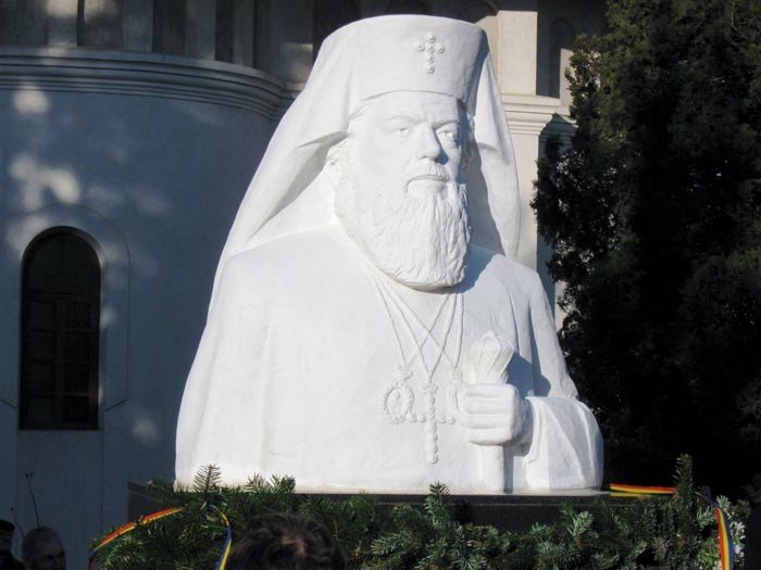 Parastas pentru patriarhul Teoctist, în satul Victoria 91171