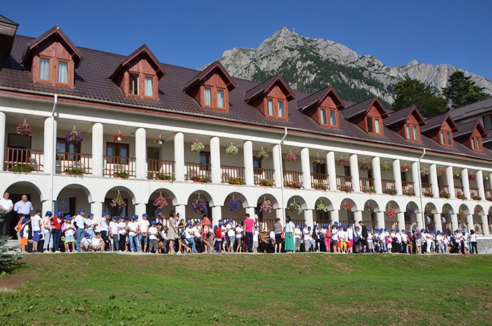 Copiii din Protopopiatul Lipova s-au întors din tabăra de la Caraiman 90149