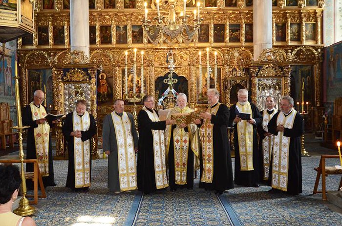 Întâlnirea promoţiei 1969 a Seminarului Teologic de la Mănăstirea Neamţ 90155