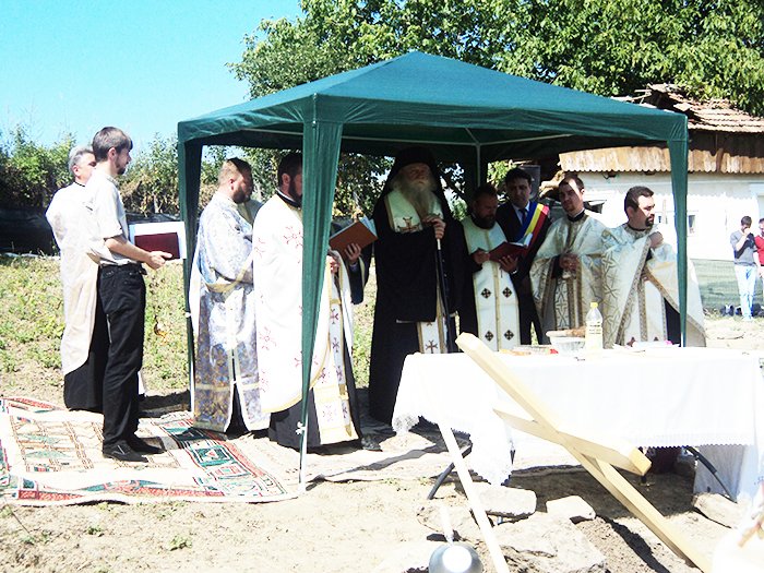 Piatră de temelie pentru biserica parohiei Ţărinca 90152