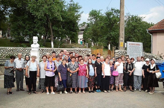 Pelerini în căutarea păcii sufleteşti 90192