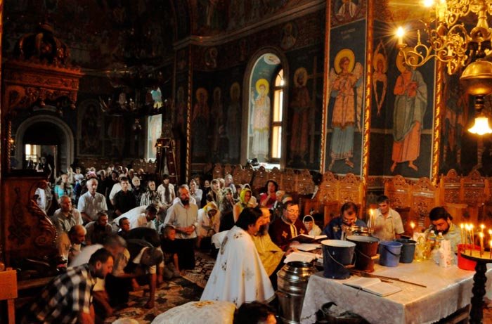 Cercuri pastorale în două parohii din Arhiepiscopia Iaşilor 90296