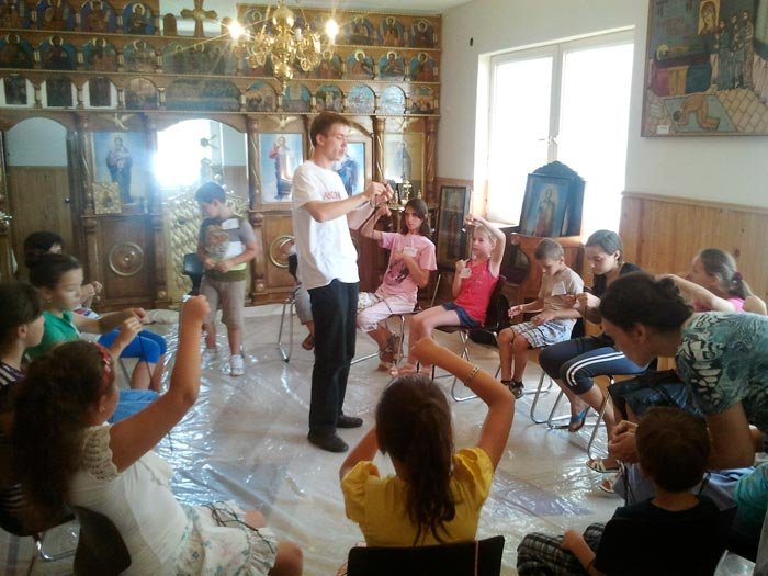 „Sperăm ca aceşti copii să fie buni creştini ortodocşi misionari“ 90299
