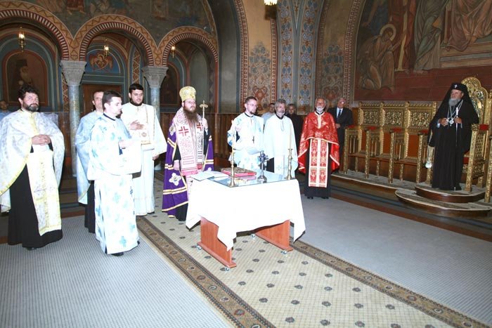 IPS Laurenţiu şi-a sărbătorit ocrotitorul 90354