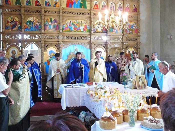 Centenarul bisericii din Parohia bihoreană Rohani 90657