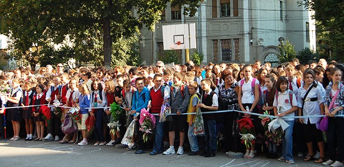 Deschiderea oficială a Şcolii „Sfântul Antim Ivireanul“ 90677