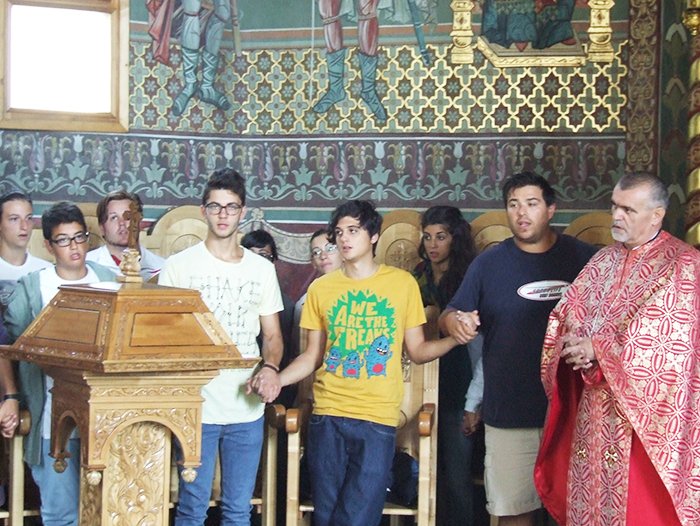 Tineri în dorinţa pentru unitate 90678