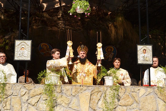 Schitul Bucova şi-a prăznuit ocrotitorul 90701