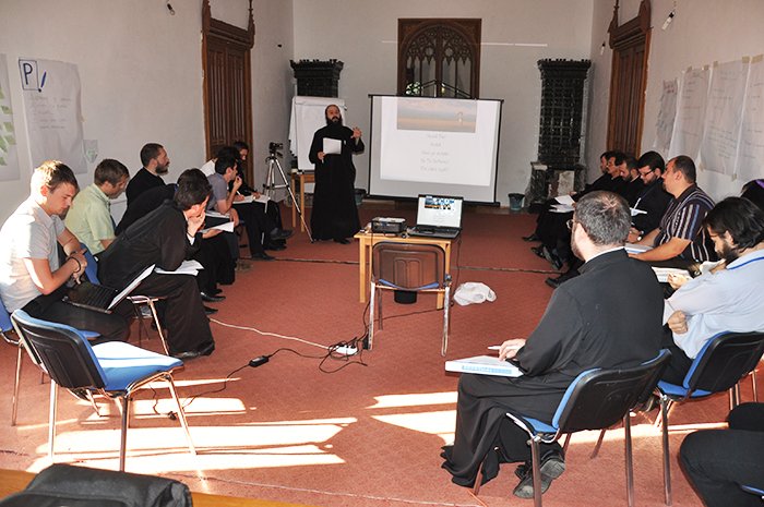 Invitaţi de marcă în cadrul atelierului de formare de la Miclăuşeni 90752