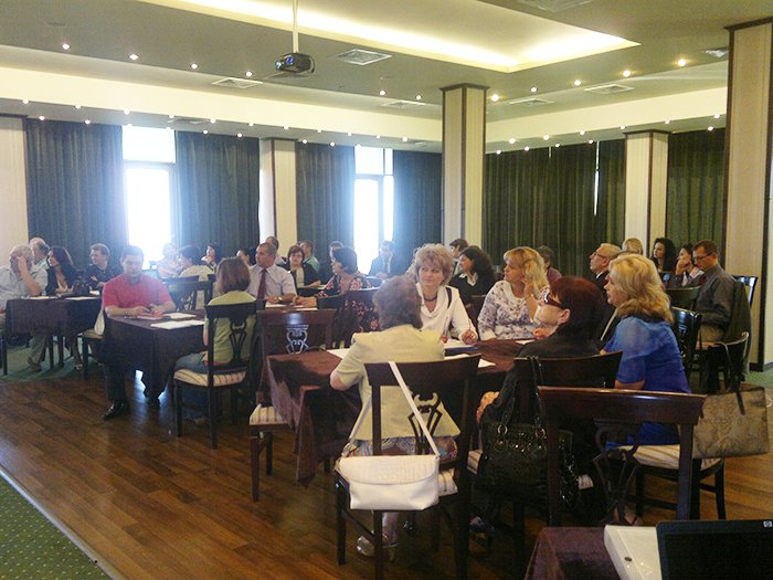 Întâlnire dedicată reintegrării elevilor cu risc de abandon 90768