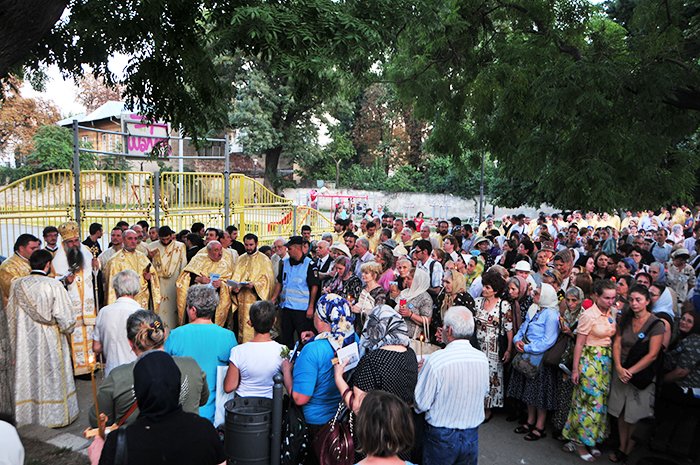 Procesiune cu Sfânta Cruce în Capitală 90826