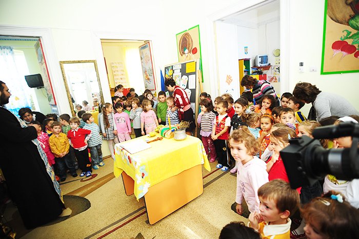Grădiniţa „Sfânta Ana“ din Craiova a fost resfinţită 90879