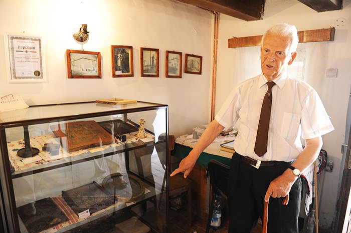 Satul românesc, adunat în Cula Racoviţa 90841