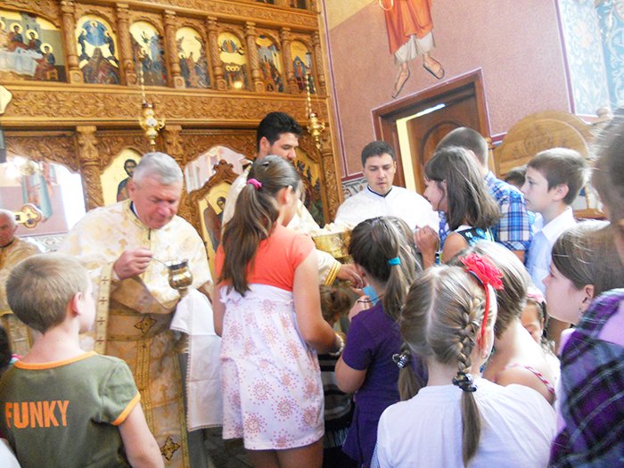 Sărbătoarea Parohiei „Naşterea Domnului“ 90892