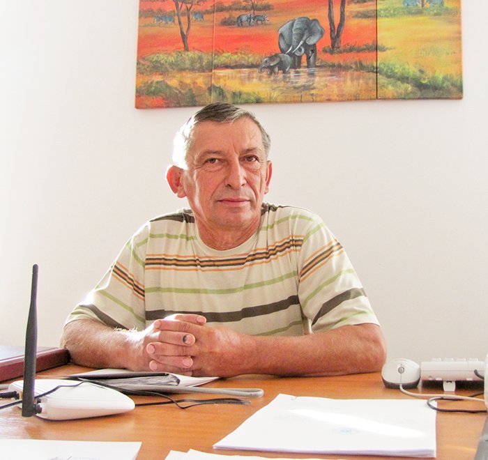 Dimineaţa profesor, după-amiaza zidar 90927