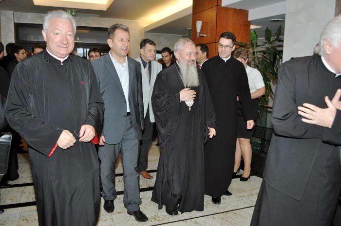 O biserică şi două centre misionare noi 91037