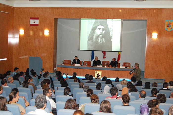 Conferinţa „Adolescenţa - ce înseamnă să fii liber” la Timişoara 91110