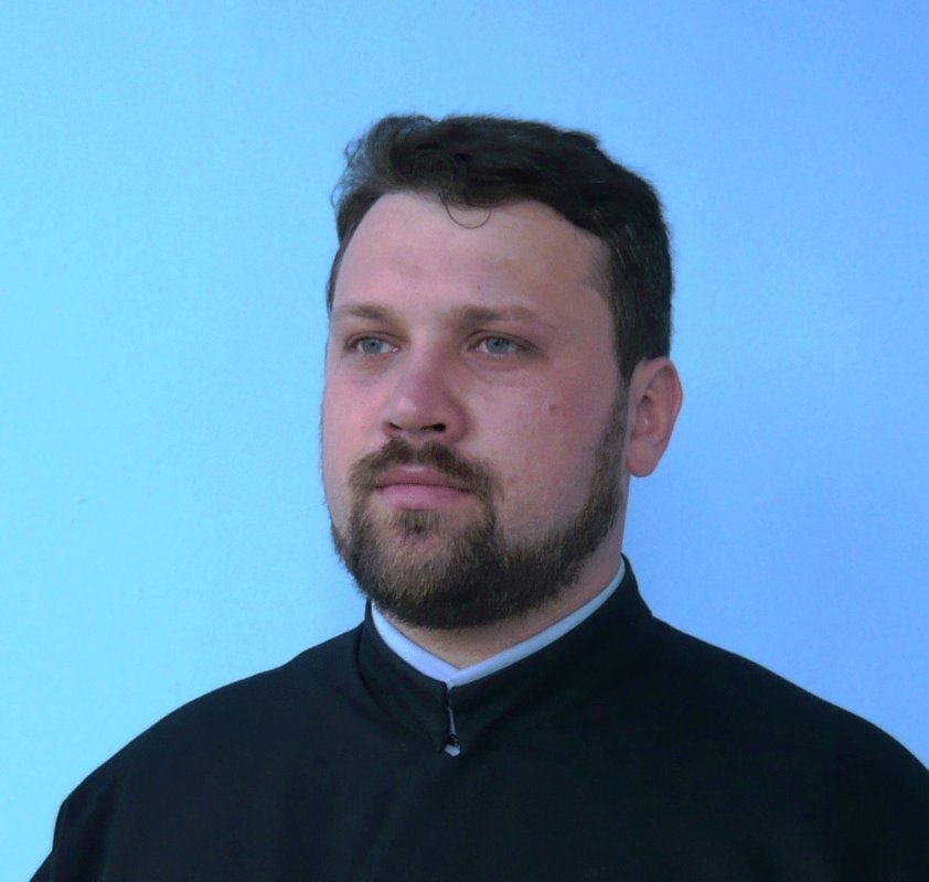 „Mâna preotului ne dă ceea ce nici o altă mână de muritor nu ne poate da” 311542