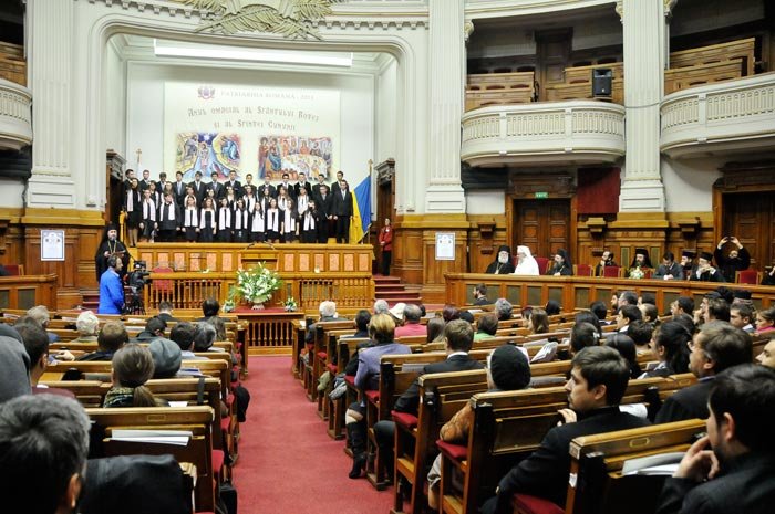 Patru coruri de muzică bisericească în concurs 90103