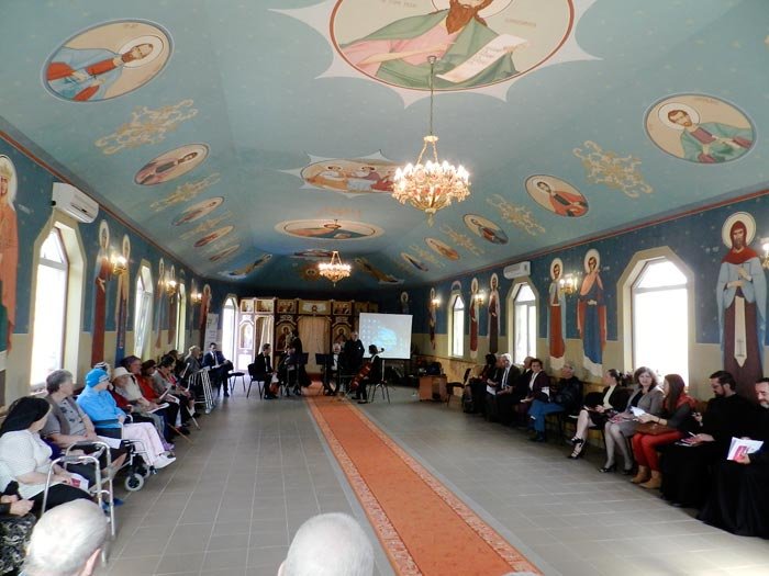 Simpozion la Centrul rezidenţial Hârja 90119