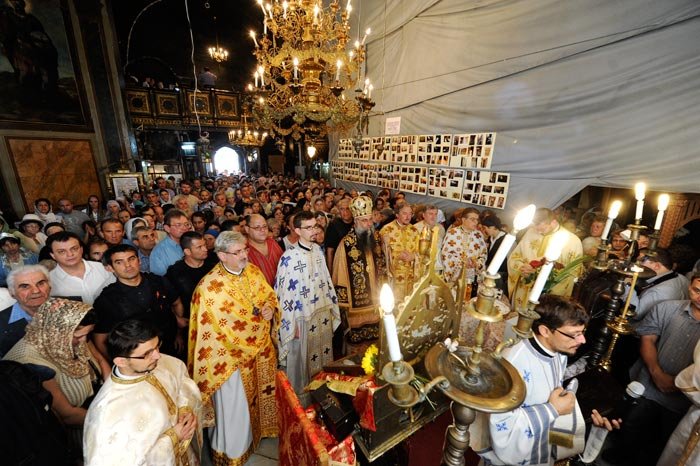 Cinstire Sfântului Sfinţit Mucenic Ciprian 90074