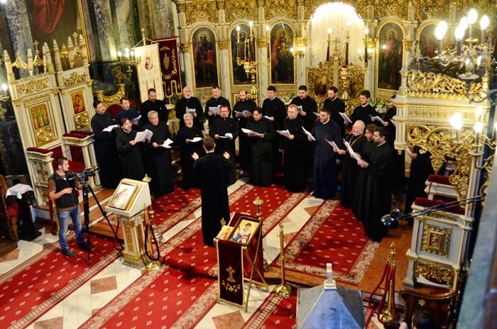 Corala „Dimitrie Suceveanu“ va reprezenta Mitropolia Munteniei şi Dobrogei la Concursul „Lăudaţi pe Domnul“ 90077