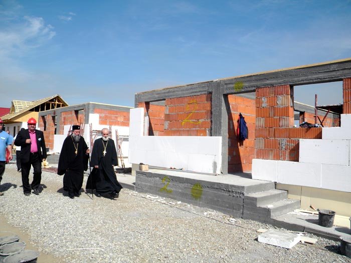IPS Irineu a vizitat şantierul de la Preajba 90066