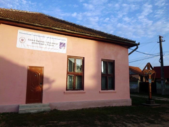 Nou centru catehetic în Parohia Nou Român 90044