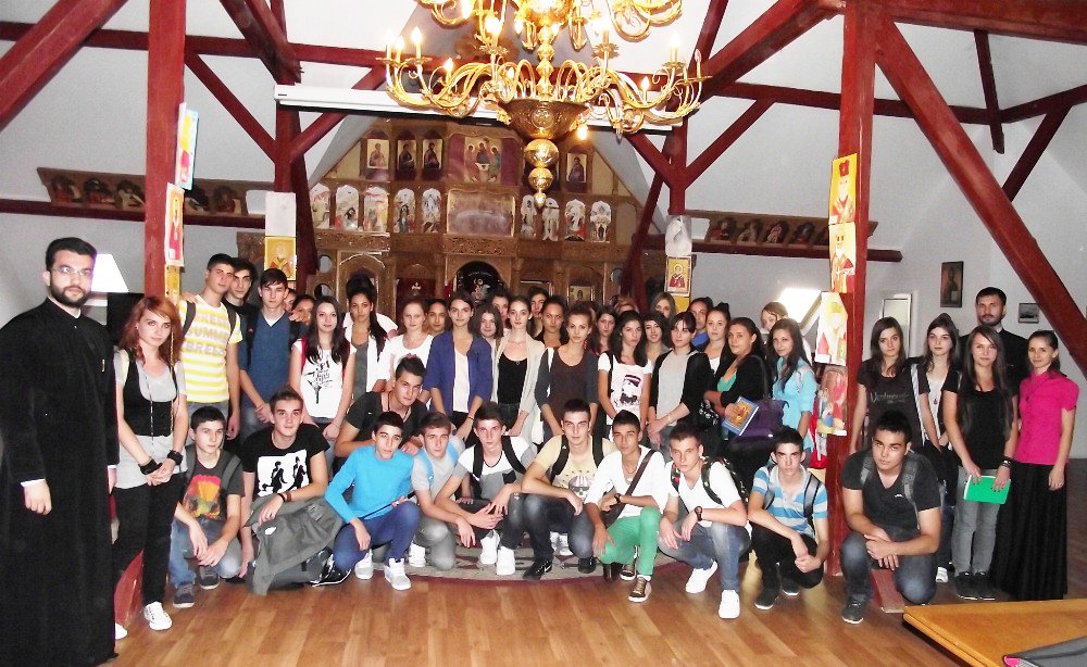 Ziua Porţilor deschise la bibliotecile Episcopiei Giurgiului 89986