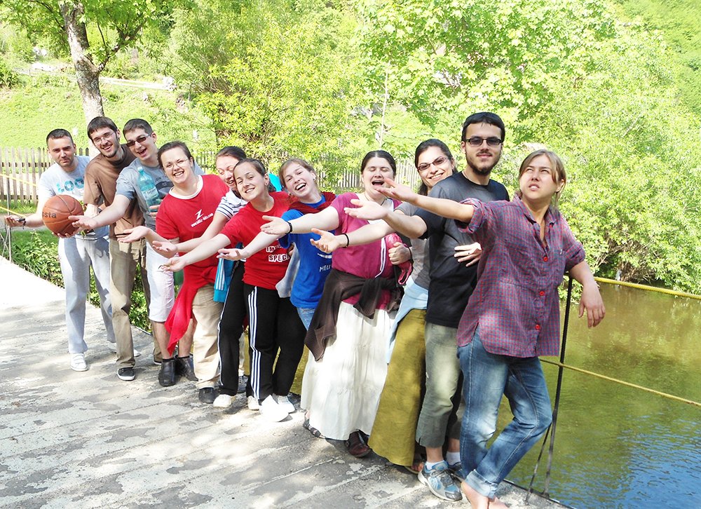 Program parohial pentru tinerii clujeni 89940