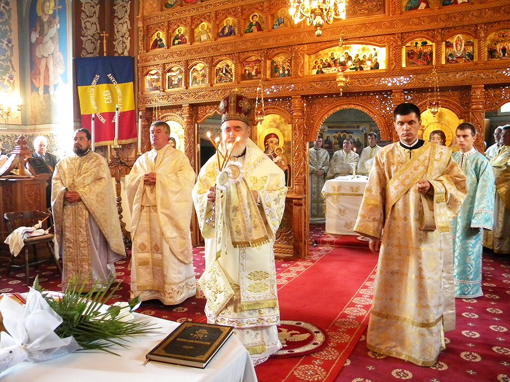 Sărbătoare în Chişindia, Lăpuşnicel şi Brestovăţ 89948