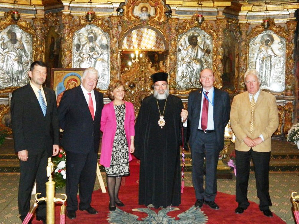 Delegaţie de diplomaţi, la Centrul eparhial Roman 89937