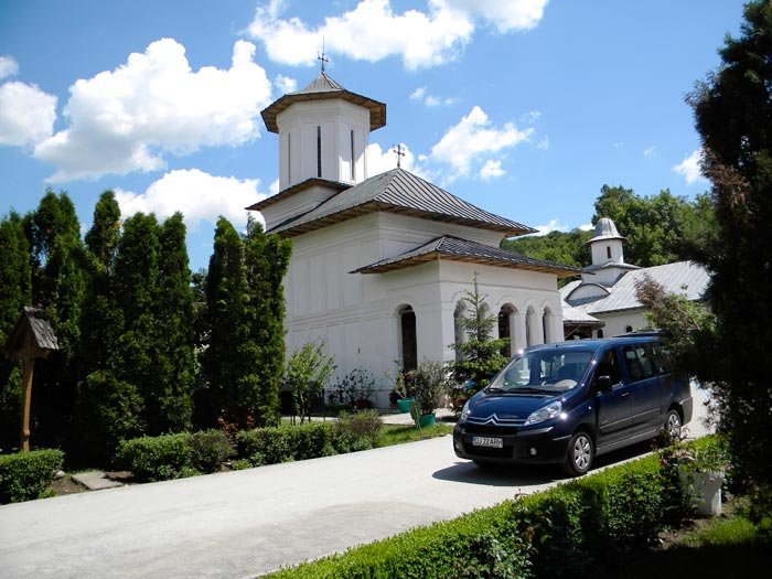 Pelerinaj la Mănăstirea „Sfânta Treime“ - Strâmba Jiu 89857