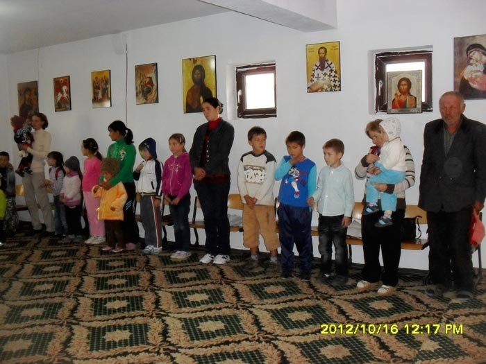 Campanie umanitară pentru copiii din Rastu Nou 89782