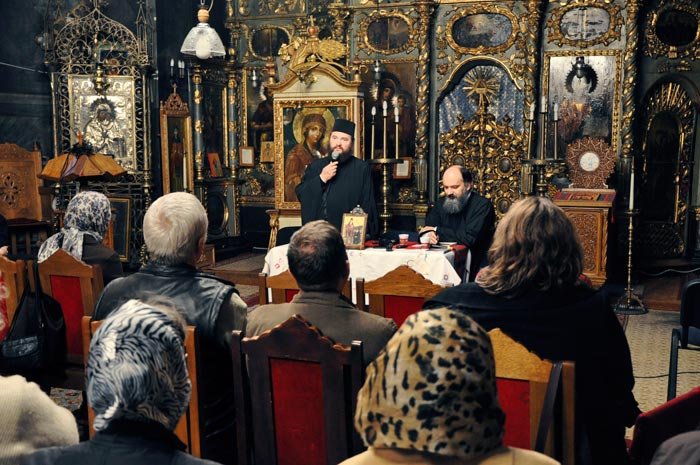 „Învăţăturile Cuviosului Paisie Aghioritul pentru omul contemporan“ 89787