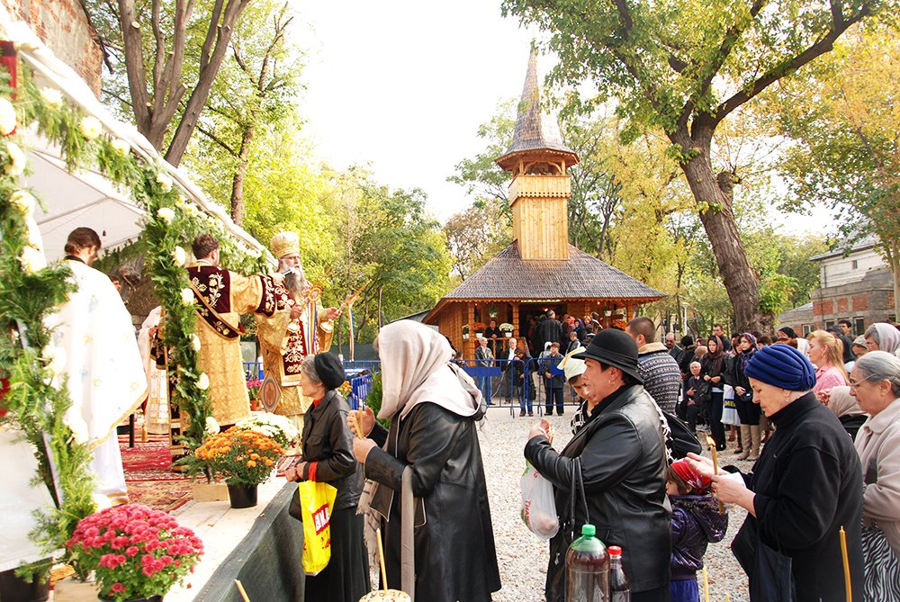 A fost târnosită capela Institutului „Marius Nasta“ din Bucureşti 89238